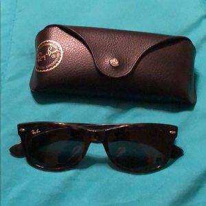 Ran-Ban Small Wayfarers